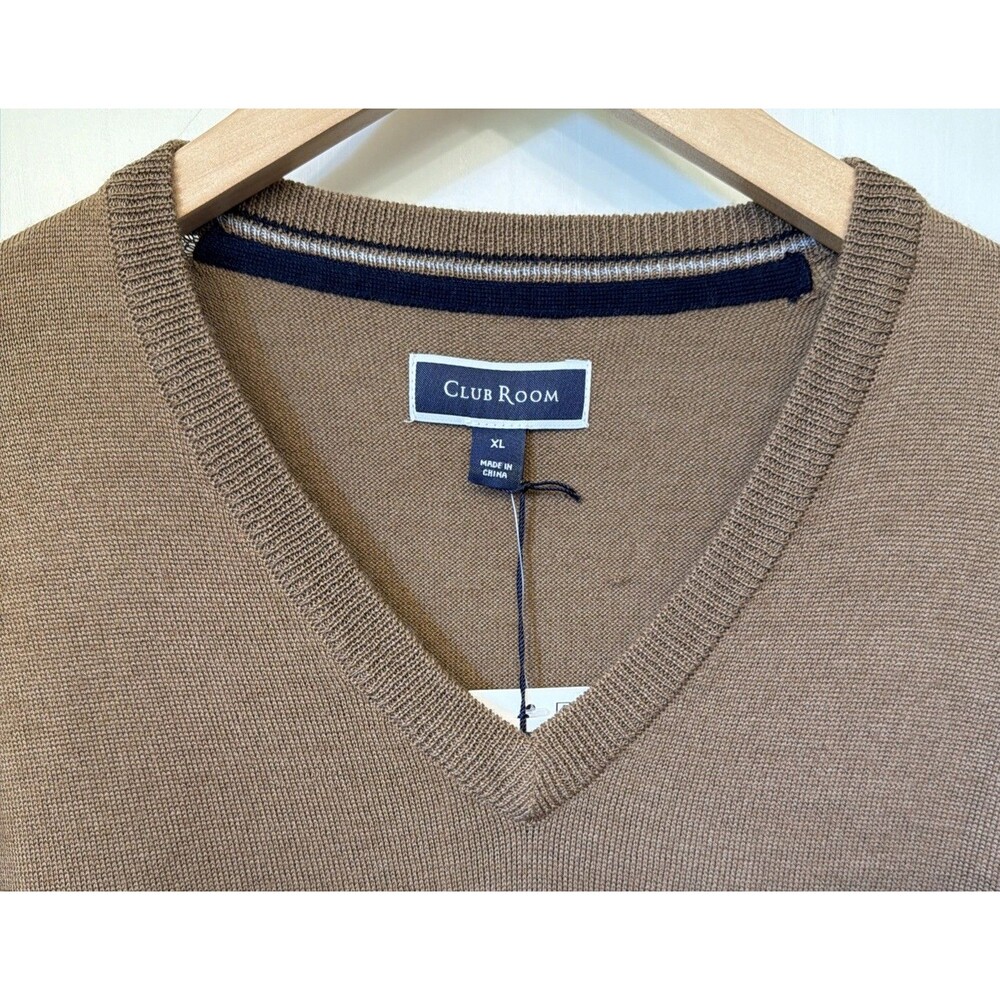 NWT Club Room Men's Solid V Neck Merino Wool Blend Fawn Sweater XL Preppy $75 - Picture 11 of 16